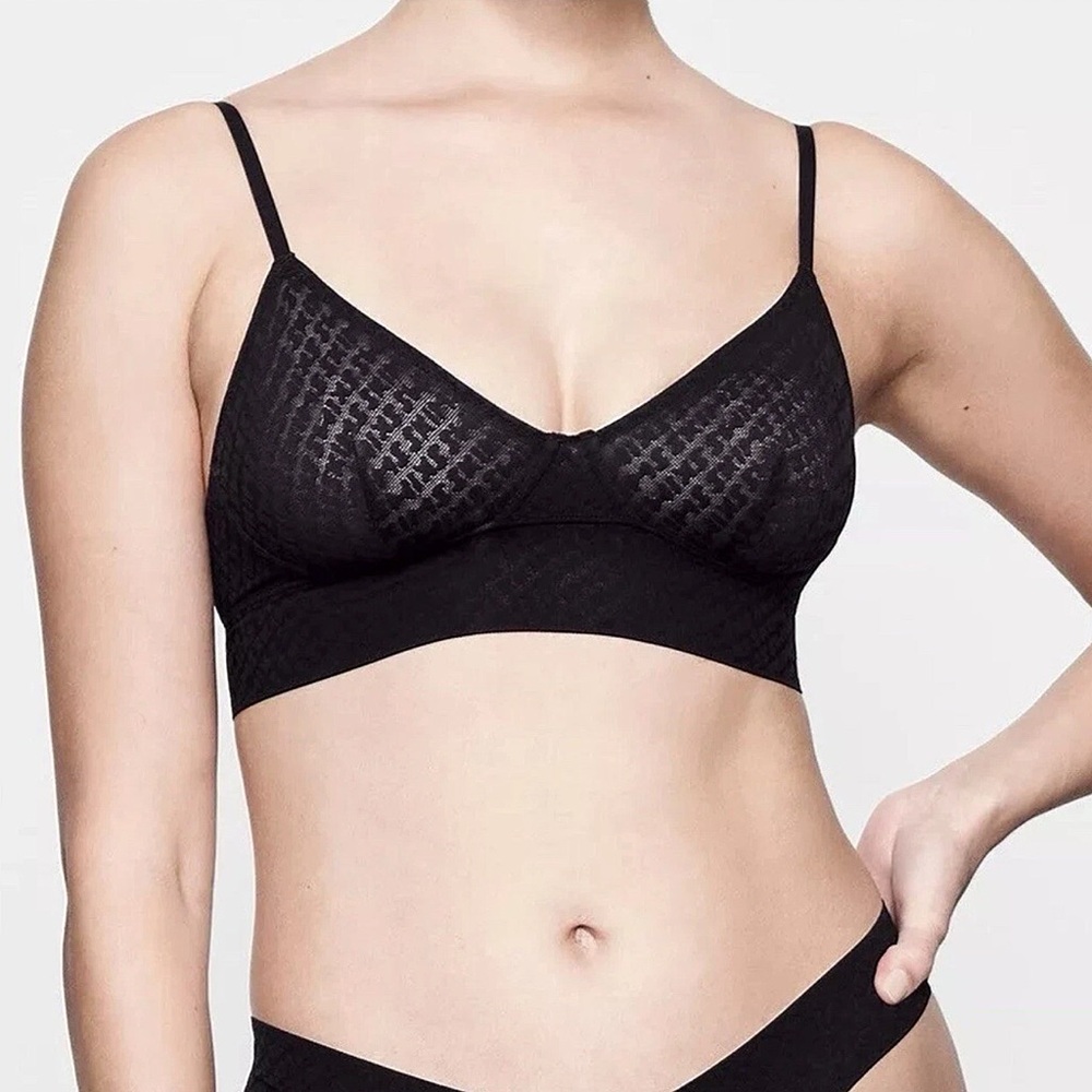 SKIMS Plus Size Logo Mesh Triangle Bralette Onyx NWT Size 3X